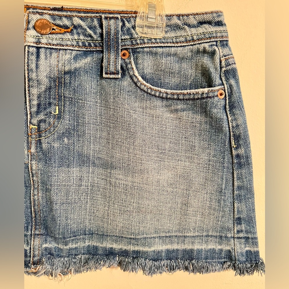 Women’s/Junior’s Vintage Hippie Brand Denim Jean Raw Hem Mini Skirt Size 27 or 5 - Picture 2 of 14